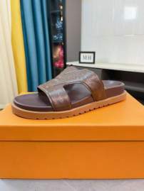 Picture of Louis Vuitton Slippers _SKULVsz38-44hnh0577948